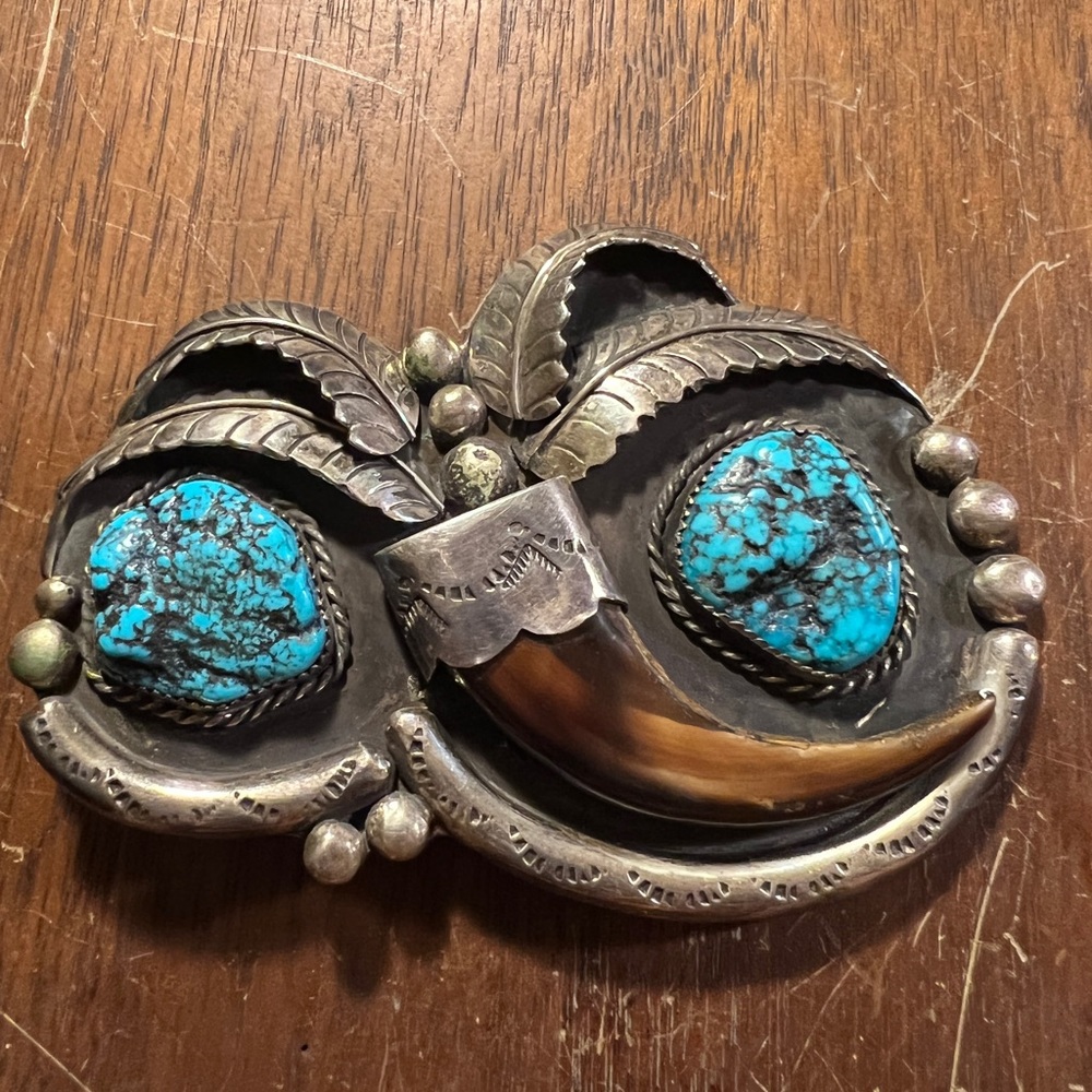 Belt buckle